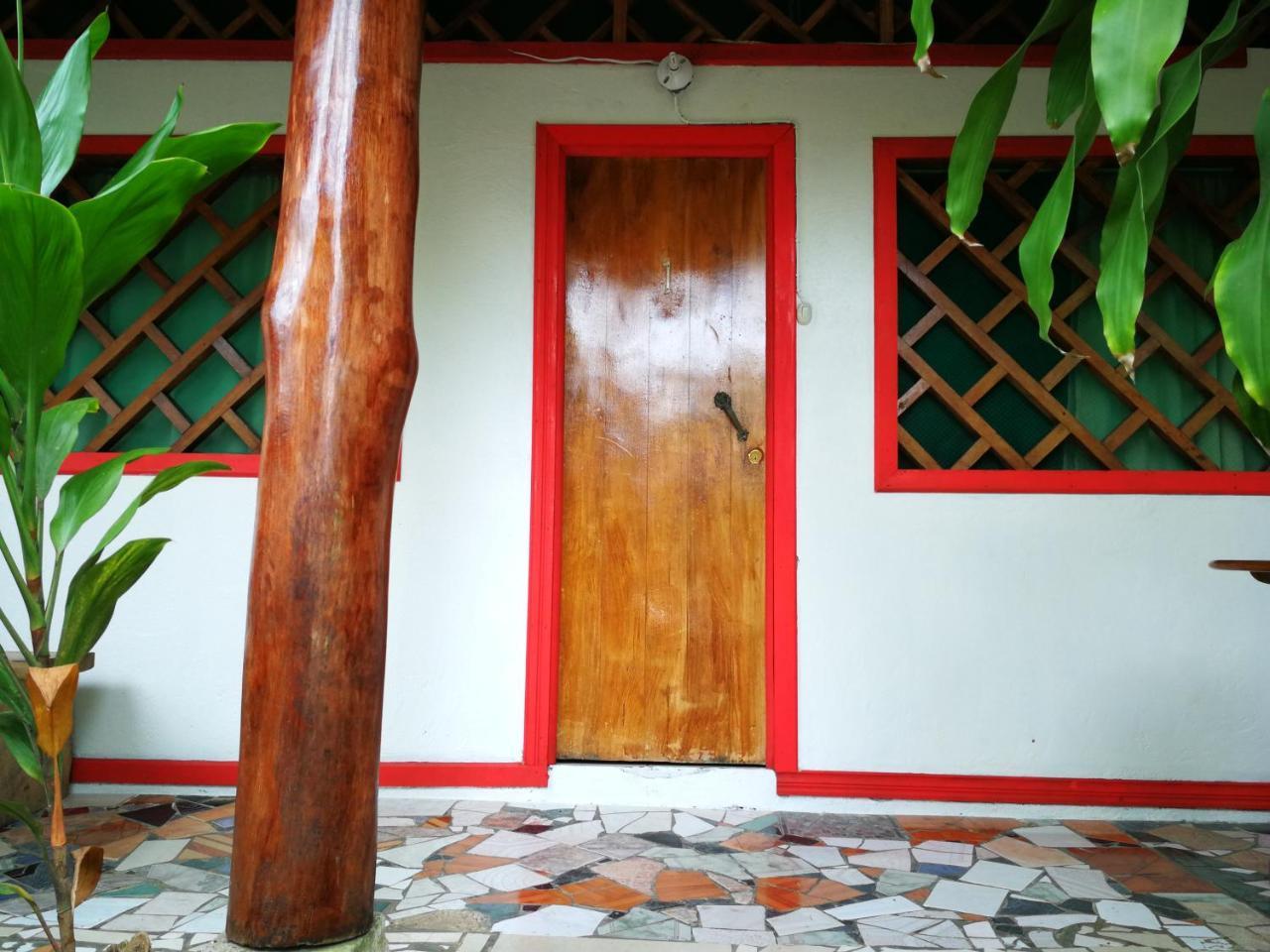 Talamanca Cabins Cahuita Exterior photo